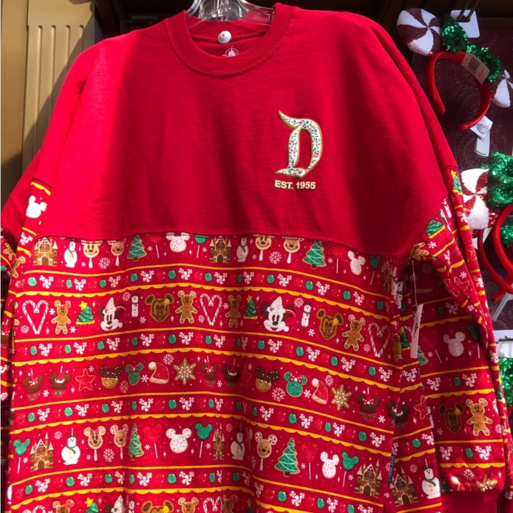 Disneyland 2019 Christmas spirit jersey